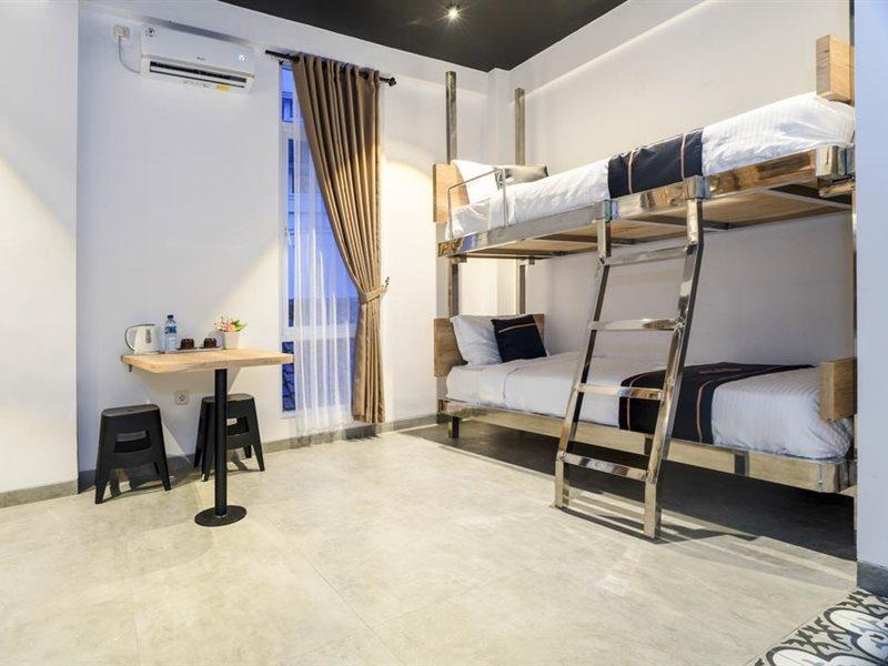 Отель Super Oyo Collection O 2627 Ratamya Co-Living Джокьякарта Экстерьер фото
